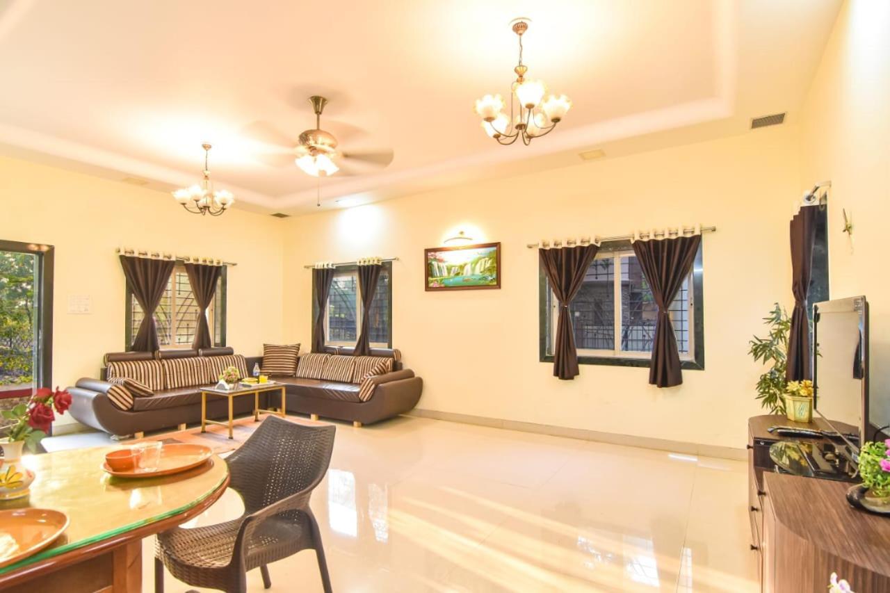 Willa Pine View 2Bhk Lonavla Zewnętrze zdjęcie